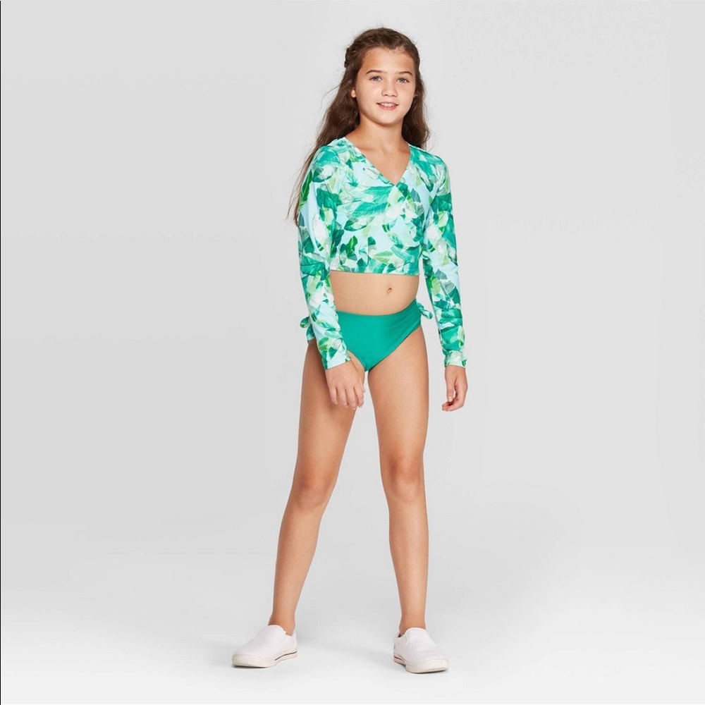 Girl’s Bathing Suit-Size 7-8 (M)